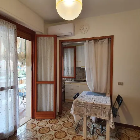 Casa Al Mare Lorenza *