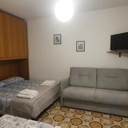Casa Al Mare Lorenza Hotel *